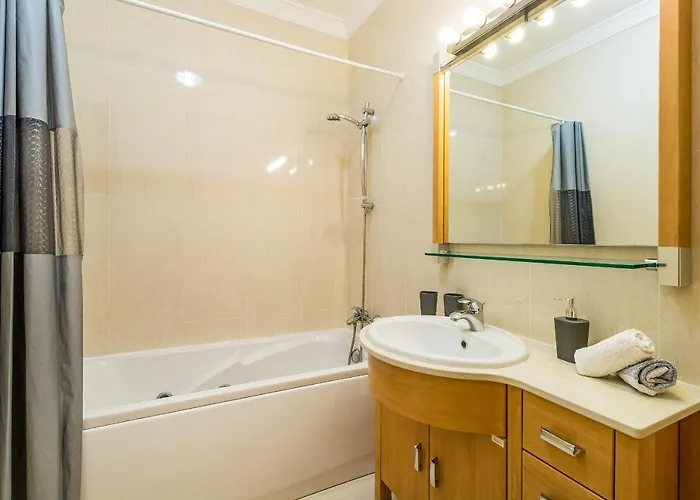 Vandalou By Alzira Apartmán